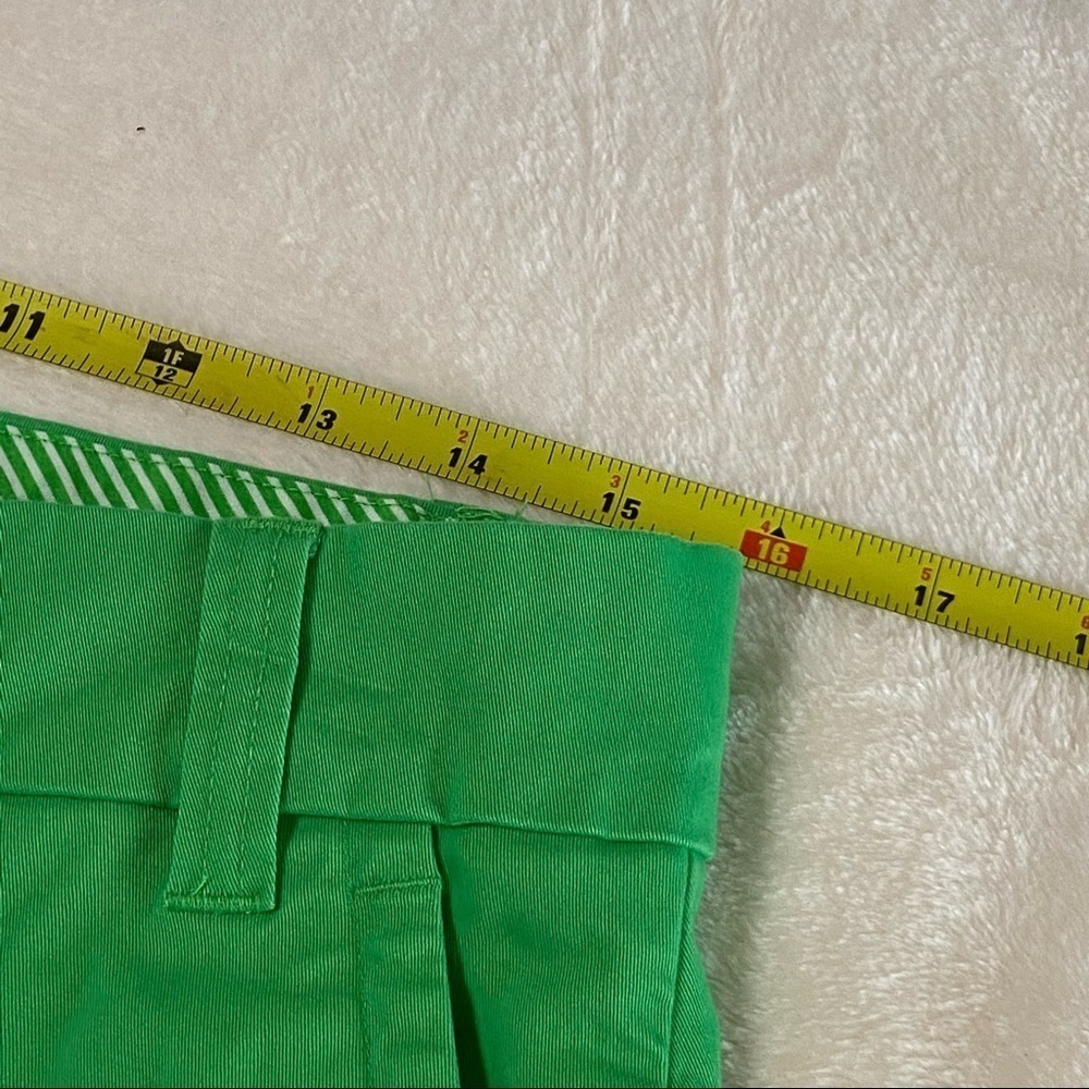 CROWN & IVY / Green Twill Shorts Size 6 - Picture 10 of 11